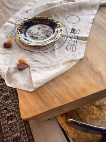 TABLE RUNNERS HAND EMBROIDERY