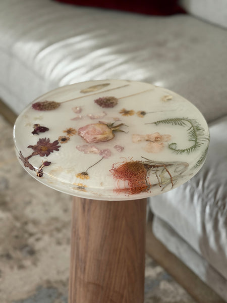 FLORAL RESIN TABLE