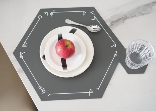 HEXAGON PLACEMAT