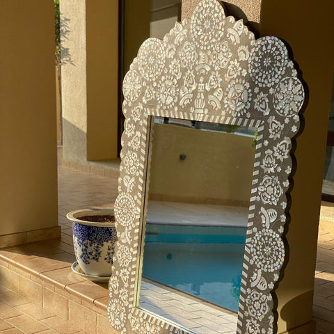MAHARAJA  MIRROR
